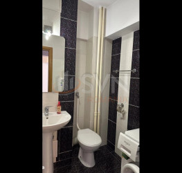 Apartament, 4 rooms, 96 mp Bucuresti/P-ta Romana