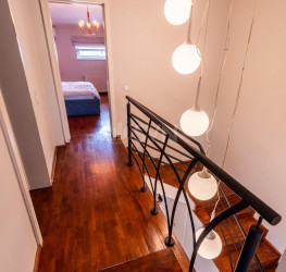 Apartament, 4 rooms, 97 mp Bucuresti/Rosetti