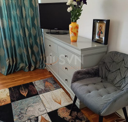 Apartament, 4 rooms, 98 mp Bucuresti/Alba Iulia