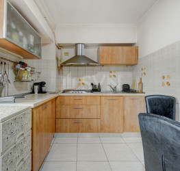 Apartament, 4 rooms, 98 mp Bucuresti/Berceni