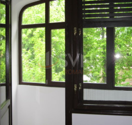 Apartament, 4 rooms with outdoor parking included Bucuresti/Primaverii