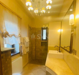 Apartament, 4 rooms with outdoor parking included Bucuresti/Capitale