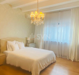 Apartament, 4 rooms with outdoor parking included Bucuresti/Capitale