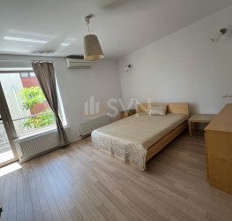 Apartament, 4 rooms with outdoor parking included Bucuresti/Baneasa