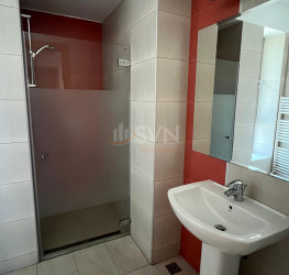 Apartament, 4 rooms with outdoor parking included Bucuresti/Baneasa