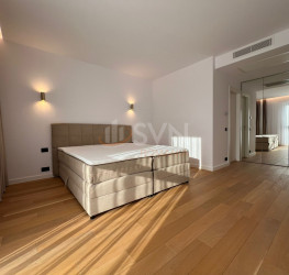 Apartament, 4 rooms with outdoor parking included Bucuresti/Herastrau