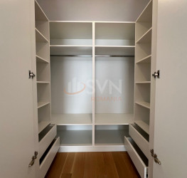 Apartament, 4 rooms with outdoor parking included Bucuresti/Herastrau