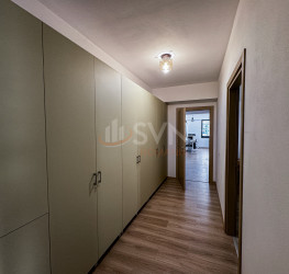 Apartament, 4 rooms with outdoor parking included Bucuresti/Victoriei