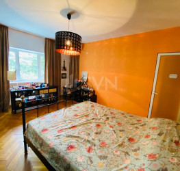 Apartament, 4 rooms with outdoor parking included Bucuresti/Pajura