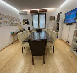 Apartament, 4 rooms with outdoor parking included Bucuresti/Capitale