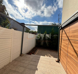 Apartament, 4 rooms with outdoor parking included Bucuresti/Bucurestii Noi