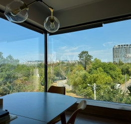 Apartament, 4 rooms with outdoor parking included Bucuresti/Pipera