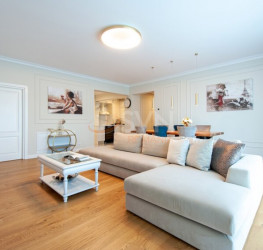 Apartament, 4 rooms with outdoor parking included Bucuresti/Aviatiei