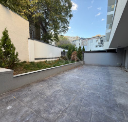 Apartament, 4 rooms with outdoor parking included Bucuresti/Piata Unirii (s4)