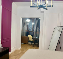 Apartament, 4 rooms with outdoor parking included Bucuresti/Victoriei