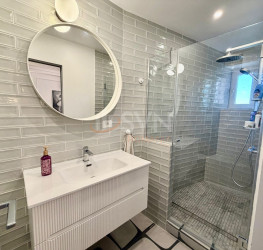 Apartament, 4 rooms with outdoor parking included Bucuresti/Piata Victoriei