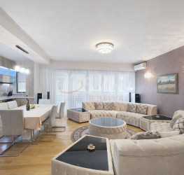 Apartament, 4 rooms with outdoor parking included Bucuresti/Iancu Nicolae