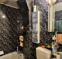 Apartament, 4 rooms with outdoor parking included Bucuresti/Crangasi