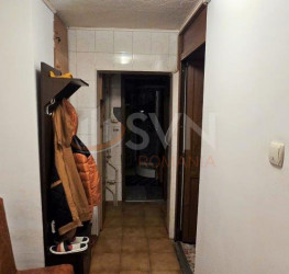 Apartament, 4 rooms with outdoor parking included Bucuresti/Crangasi