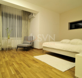 Apartament, 4 rooms with outdoor parking included Bucuresti/Pipera