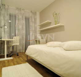 Apartament, 4 rooms with outdoor parking included Bucuresti/Pipera