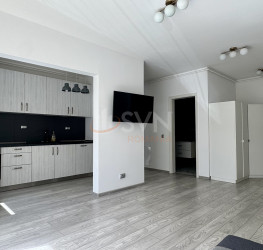 Apartament, 4 rooms with outdoor parking included Bucuresti/Pipera