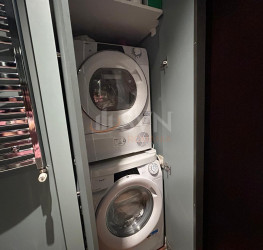 Apartament, 4 rooms with outdoor parking included Bucuresti/Iancu Nicolae