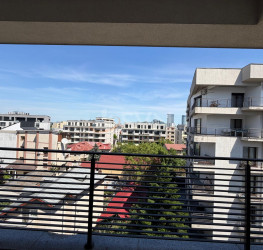 Apartament, 4 rooms with outdoor parking included Bucuresti/Nordului