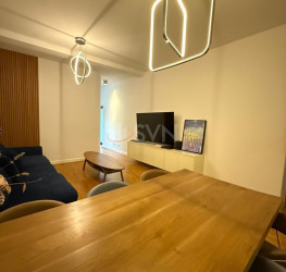 Apartament, 4 rooms with outdoor parking included Bucuresti/Dorobanti