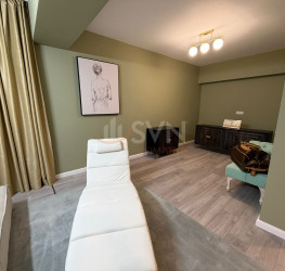 Apartament, 4 rooms with outdoor parking included Bucuresti/Pipera