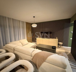 Apartament, 4 rooms with outdoor parking included Bucuresti/Pipera