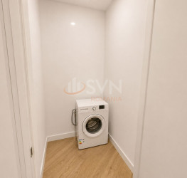 Apartament, 4 rooms with outdoor parking included Bucuresti/Dacia