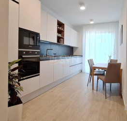 Apartament, 4 rooms with underground parking included Brasov/Warthe