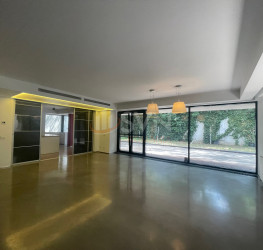 Apartament, 4 rooms with underground parking included Bucuresti/Floreasca