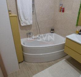 Apartament, 4 rooms with underground parking included Bucuresti/Vitan Mall