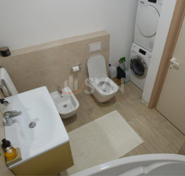 Apartament, 4 rooms with underground parking included Bucuresti/Vitan Mall