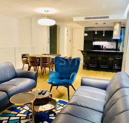 Apartament, 4 rooms with underground parking included Bucuresti/Primaverii