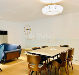 Apartament, 4 rooms with underground parking included Bucuresti/Primaverii