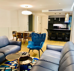 Apartament, 4 rooms with underground parking included Bucuresti/Primaverii