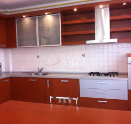 Apartament, 4 rooms with underground parking included Bucuresti/Herastrau