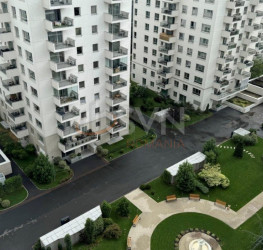 Apartament, 4 rooms with underground parking included Bucuresti/Domenii