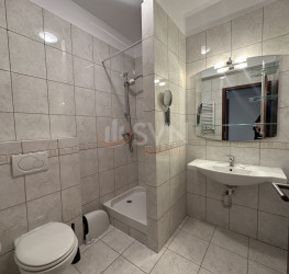 Apartament, 4 rooms with underground parking included Bucuresti/Herastrau