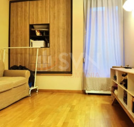 Apartament, 4 rooms with underground parking included Bucuresti/Piata Victoriei