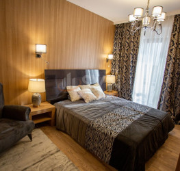 Apartament, 4 rooms with underground parking included Bucuresti/Herastrau