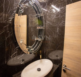 Apartament, 4 rooms with underground parking included Bucuresti/Herastrau