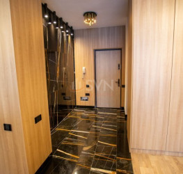 Apartament, 4 rooms with underground parking included Bucuresti/Herastrau