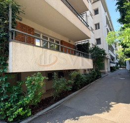 Apartament, 4 rooms with underground parking included Bucuresti/Polona