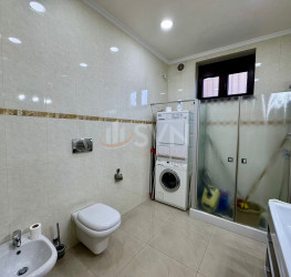 Apartament, 4 rooms with underground parking included Bucuresti/Kiseleff