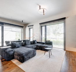 Apartament, 4 rooms with underground parking included Bucuresti/Pipera