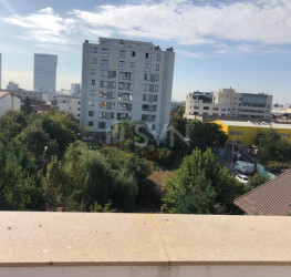 Apartament, 4 rooms with underground parking included Bucuresti/Aviatiei